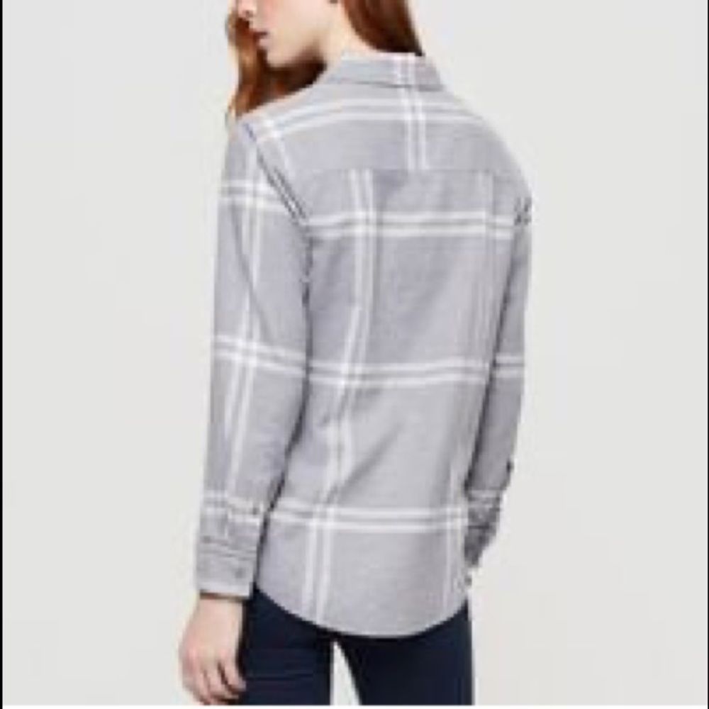 Anthropologie Gray & White Plaid Relaxed Button-Down - Picture 7 of 8